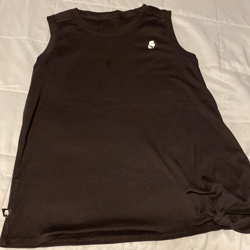Karl Lagerfeld t-shirt size S color black